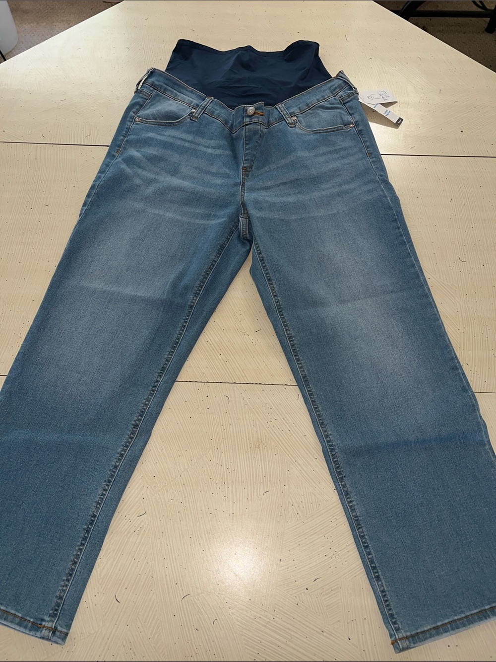 Time and Tru Women's Medium Blue Straight Leg Jeans